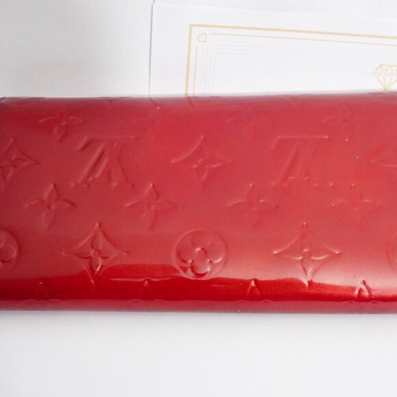 Louis Vuitton Monogram Vernis Sarah Long Red Wallet - Picture 7 of 9